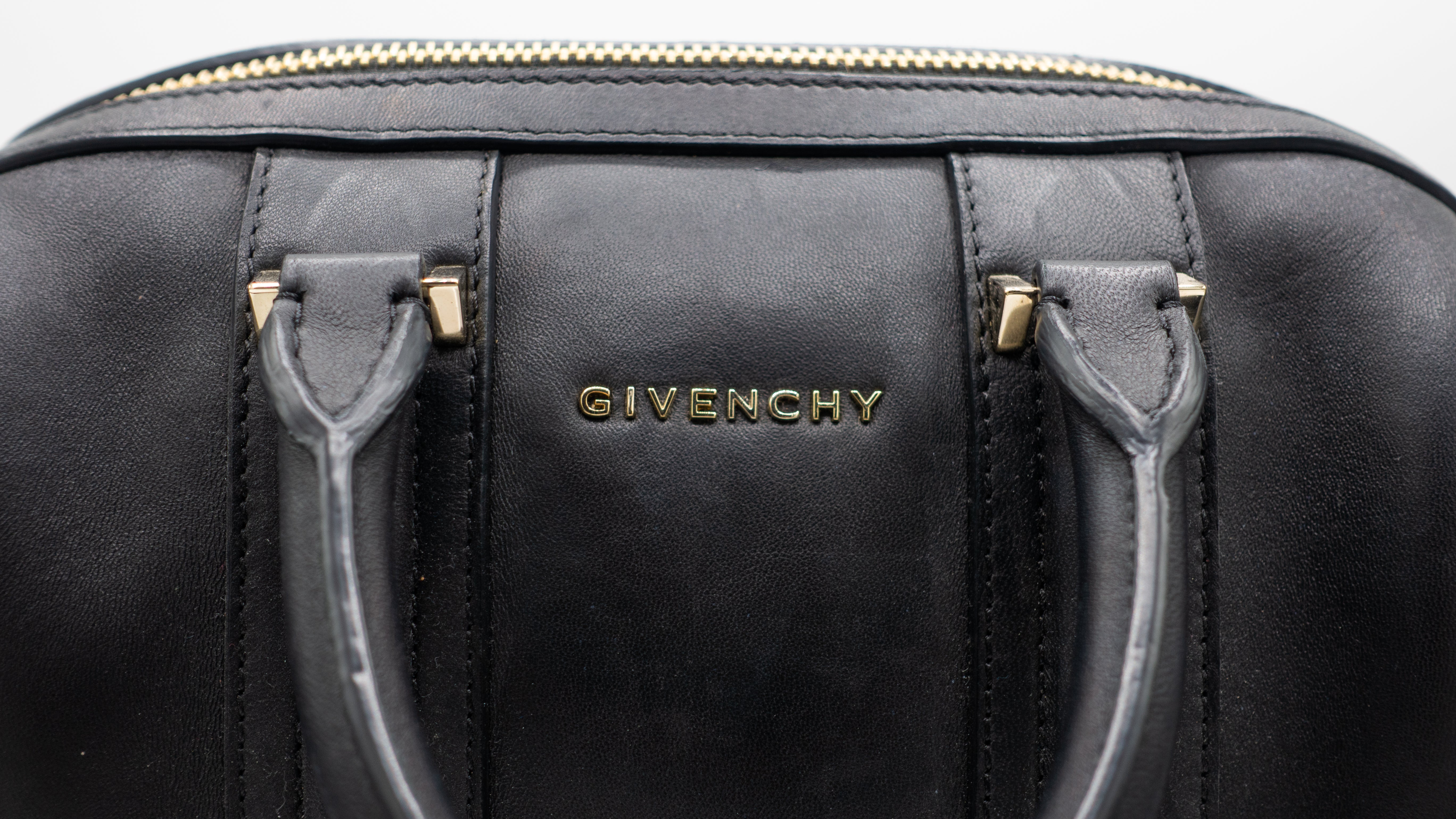 Vintage Givenchy Lucrezia Black Mini-bag – The Tiny Dinostore